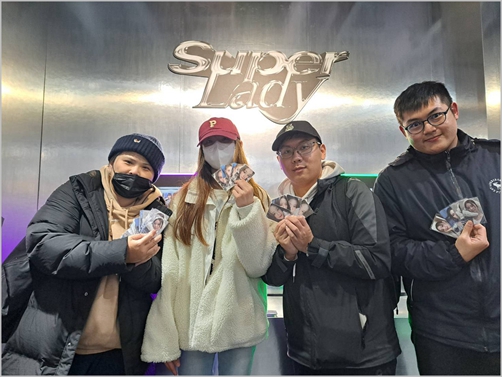 (G)I-DLE 第二張正規專輯回歸快閃店 於松山文化園區盛大展開